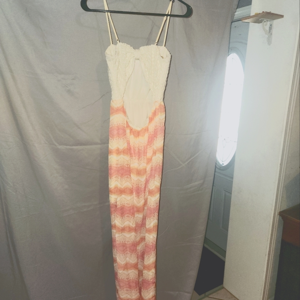 Springtime maxi dress - Picture 2 of 4